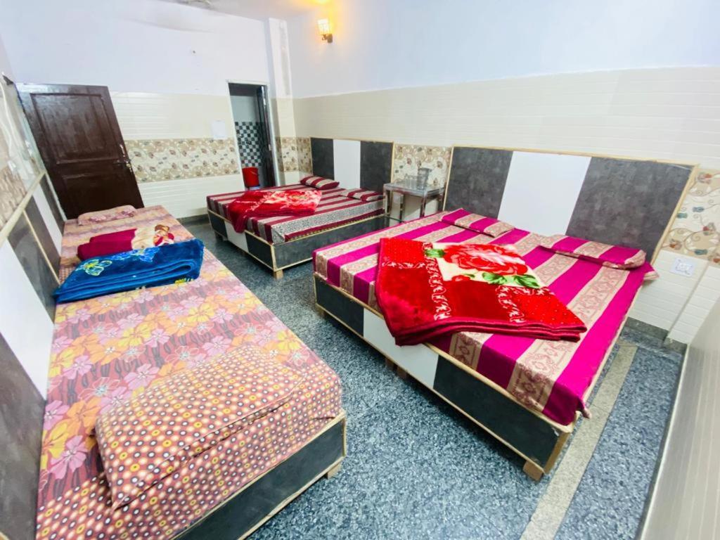 Hotel Hari Ganga - Harkipauri Road Haridwar Ngoại thất bức ảnh