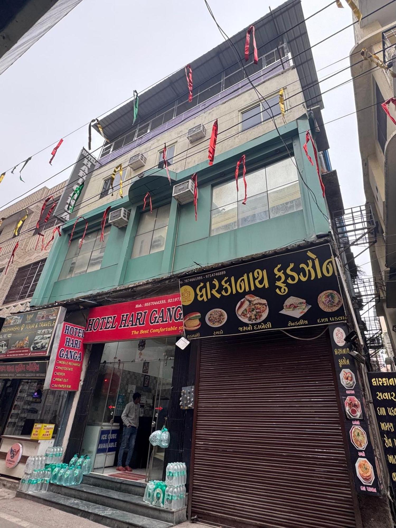 Hotel Hari Ganga - Harkipauri Road Haridwar Ngoại thất bức ảnh